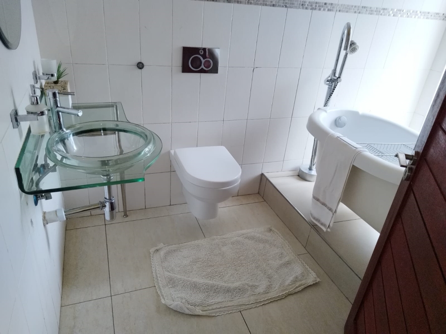 4 Bedroom Property for Sale in Serengeti Lifestyle Estate Gauteng