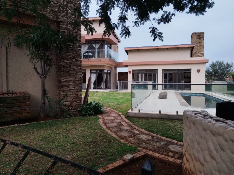 4 Bedroom Property for Sale in Serengeti Lifestyle Estate Gauteng