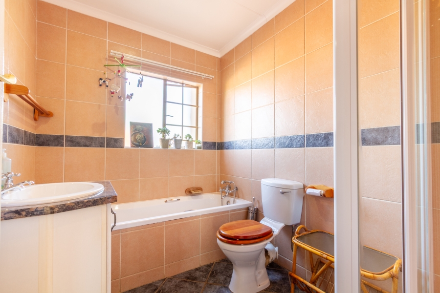 2 Bedroom Property for Sale in Equestria Gauteng