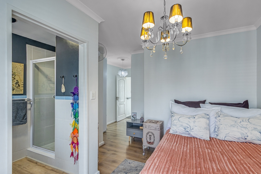 2 Bedroom Property for Sale in Bryanston Gauteng