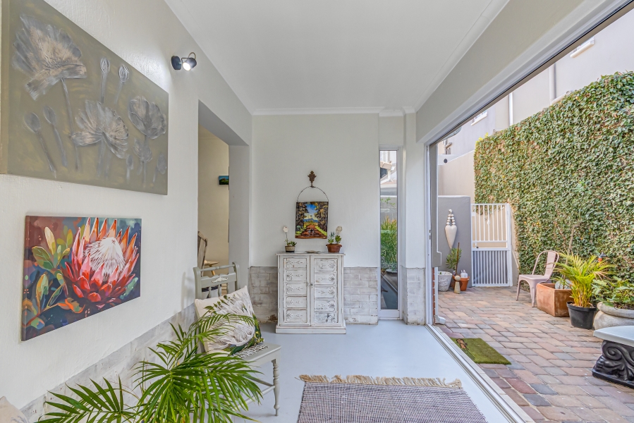 2 Bedroom Property for Sale in Bryanston Gauteng