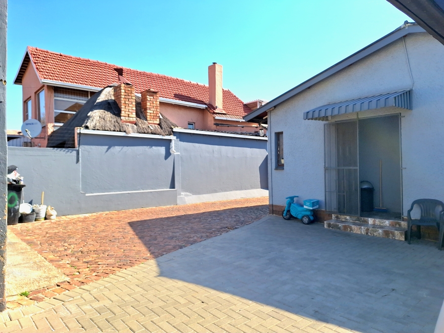 3 Bedroom Property for Sale in Sophiatown Gauteng