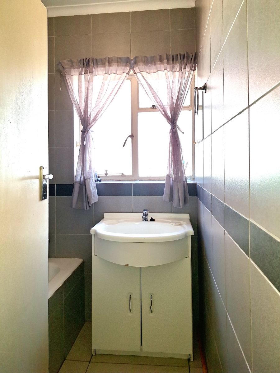 3 Bedroom Property for Sale in Sophiatown Gauteng
