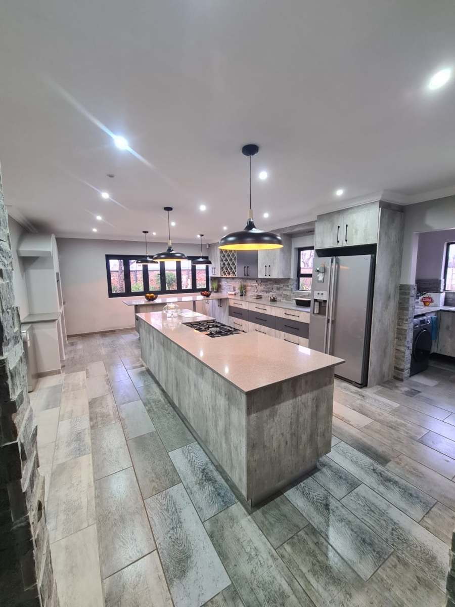 3 Bedroom Property for Sale in Risiville Gauteng