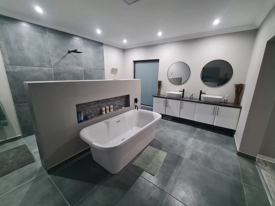3 Bedroom Property for Sale in Risiville Gauteng