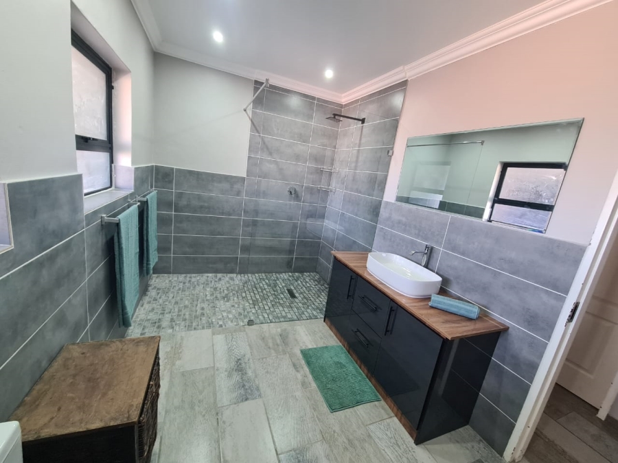 3 Bedroom Property for Sale in Risiville Gauteng