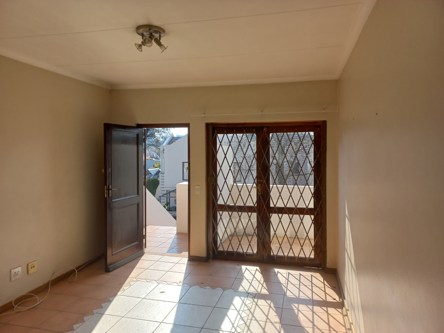 1 Bedroom Property for Sale in Sandown Gauteng