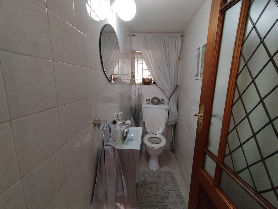 2 Bedroom Property for Sale in Horison Gauteng