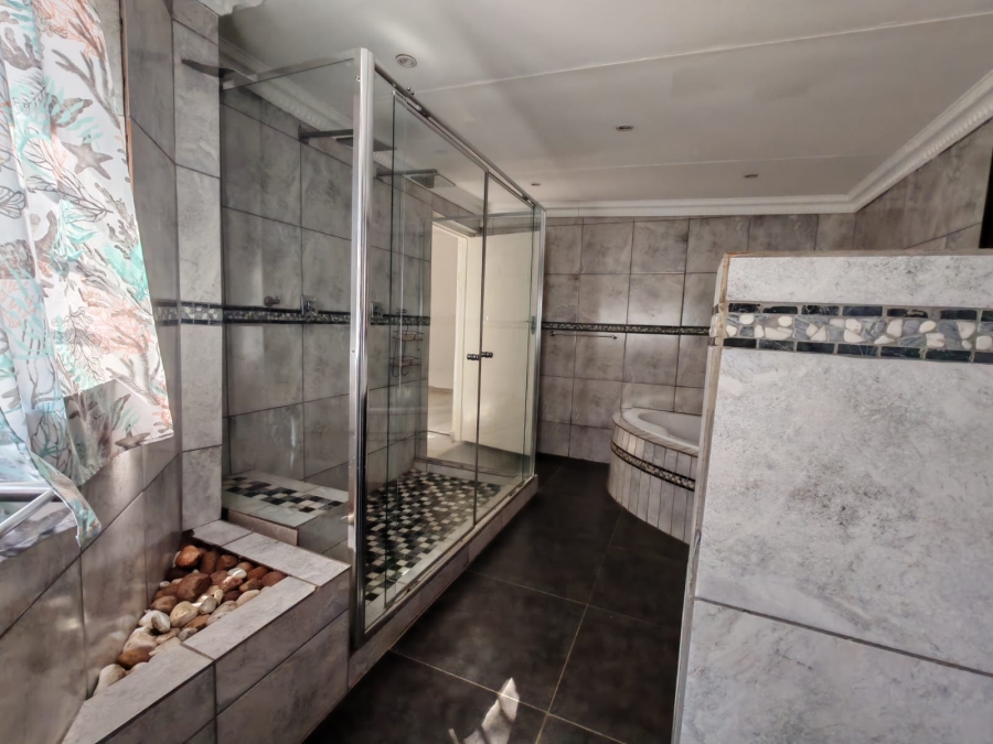 To Let 3 Bedroom Property for Rent in Randpark Ridge Gauteng