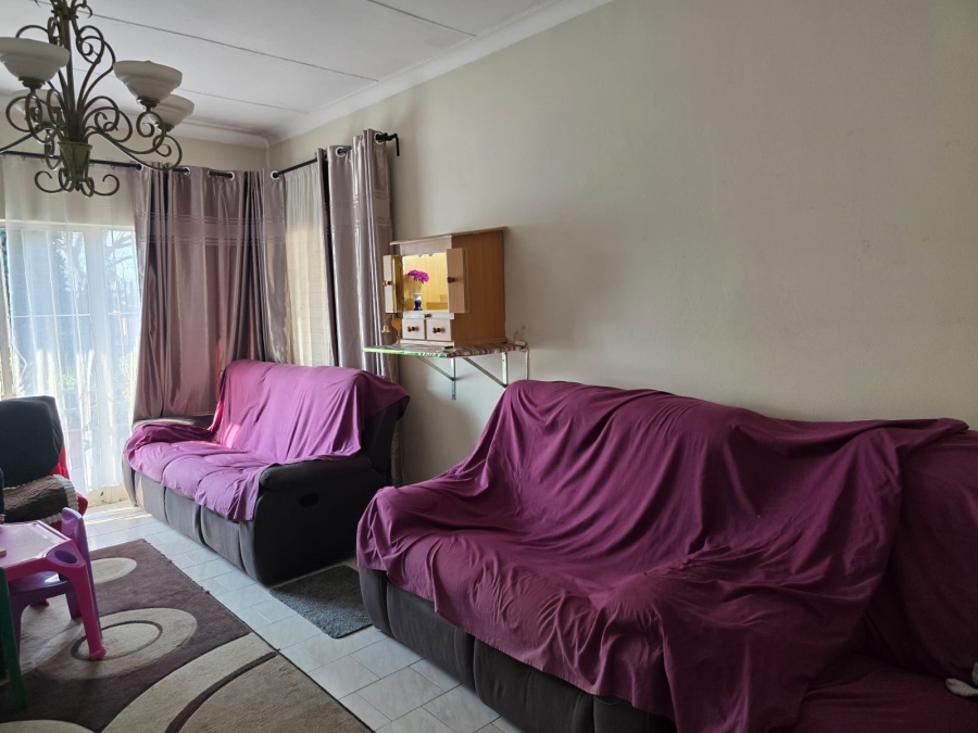4 Bedroom Property for Sale in Roseacre Gauteng