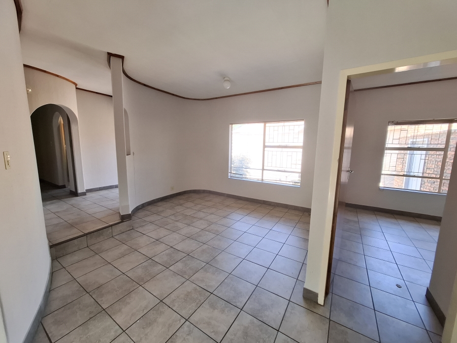 To Let 3 Bedroom Property for Rent in Faerie Glen Gauteng