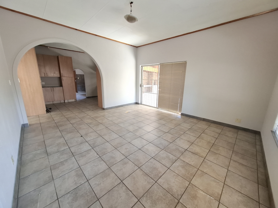 To Let 3 Bedroom Property for Rent in Faerie Glen Gauteng