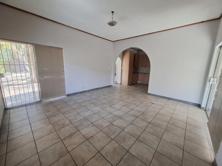 To Let 3 Bedroom Property for Rent in Faerie Glen Gauteng