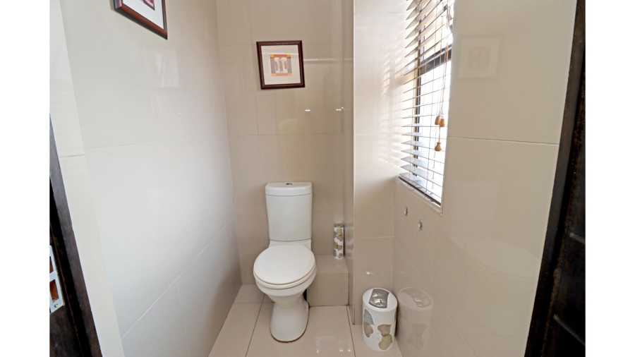 3 Bedroom Property for Sale in Thatchfield Hills Gauteng