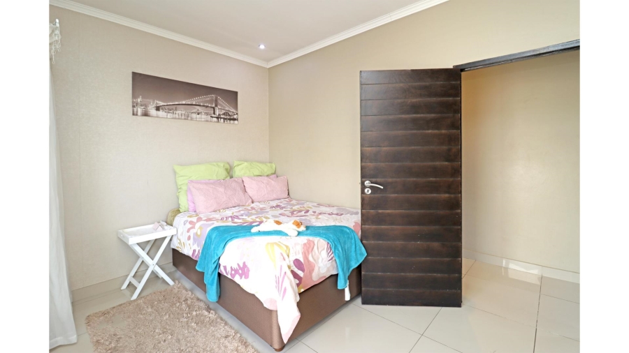 3 Bedroom Property for Sale in Thatchfield Hills Gauteng