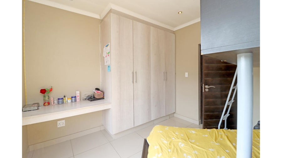 3 Bedroom Property for Sale in Thatchfield Hills Gauteng