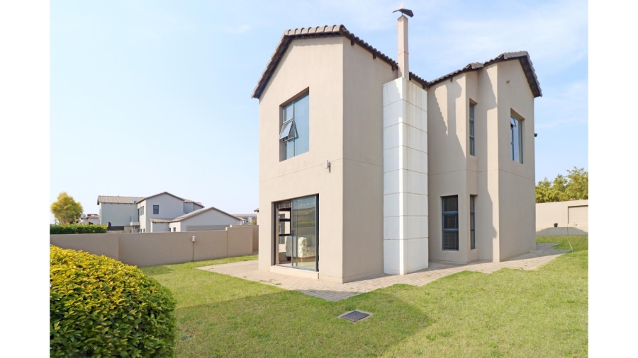 3 Bedroom Property for Sale in Thatchfield Hills Gauteng