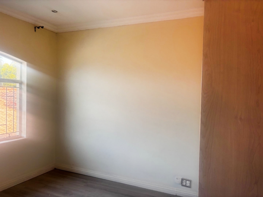 3 Bedroom Property for Sale in Strathavon Gauteng