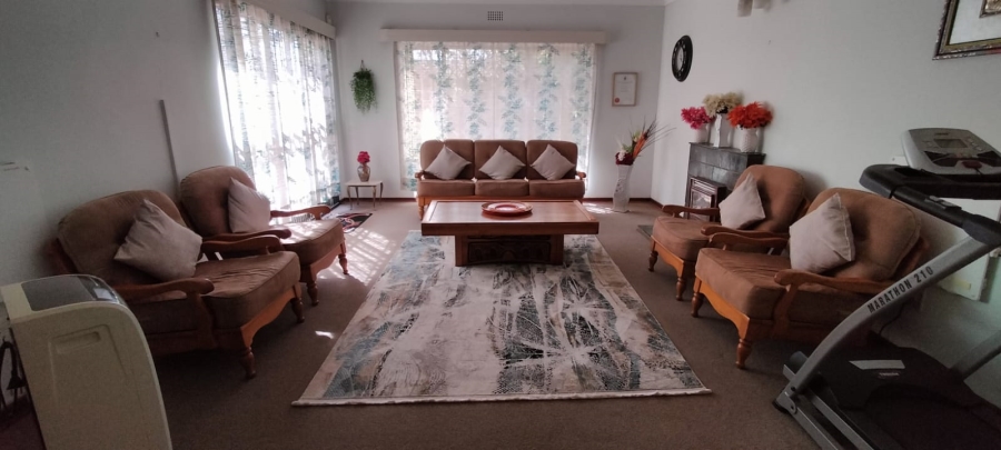 4 Bedroom Property for Sale in Greenhills Gauteng