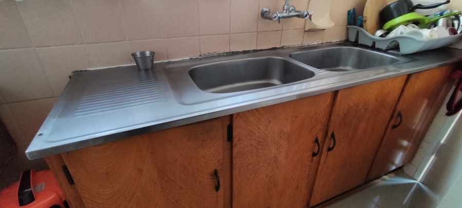 4 Bedroom Property for Sale in Greenhills Gauteng