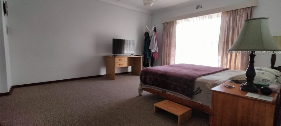 4 Bedroom Property for Sale in Greenhills Gauteng