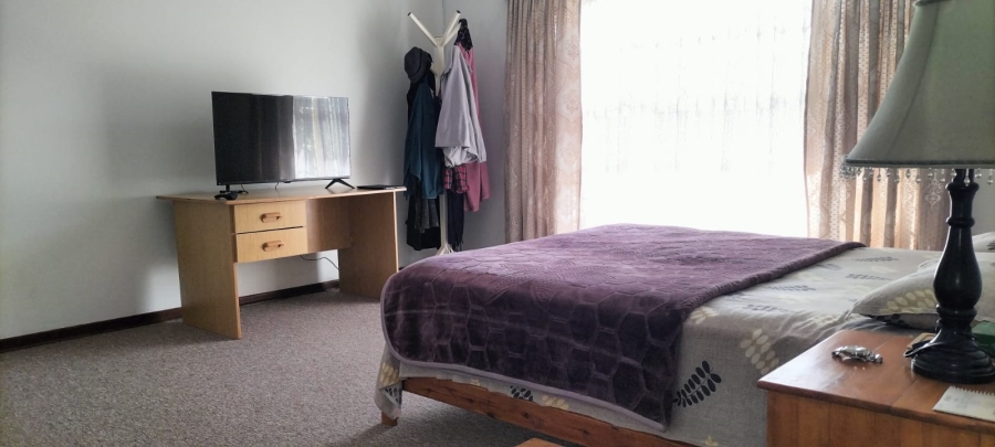 4 Bedroom Property for Sale in Greenhills Gauteng