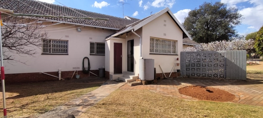 4 Bedroom Property for Sale in Greenhills Gauteng