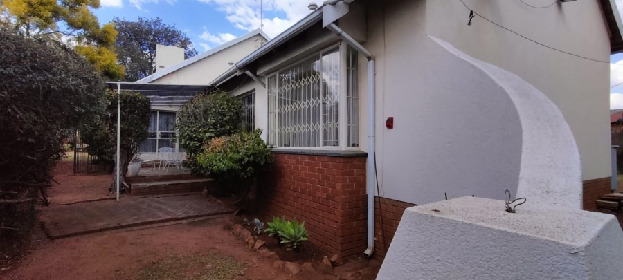 4 Bedroom Property for Sale in Greenhills Gauteng
