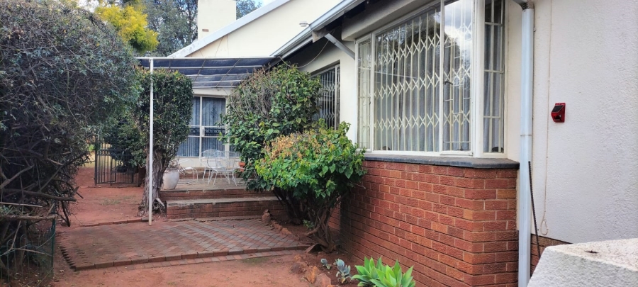 4 Bedroom Property for Sale in Greenhills Gauteng