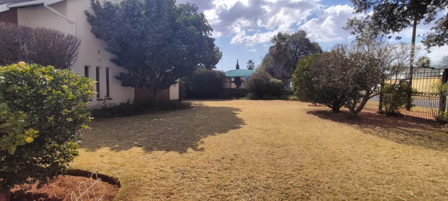 4 Bedroom Property for Sale in Greenhills Gauteng