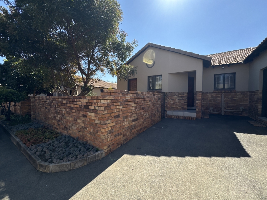 3 Bedroom Property for Sale in Kyalami Hills Gauteng