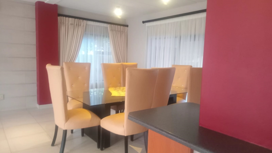 To Let 3 Bedroom Property for Rent in Glen Marais Gauteng