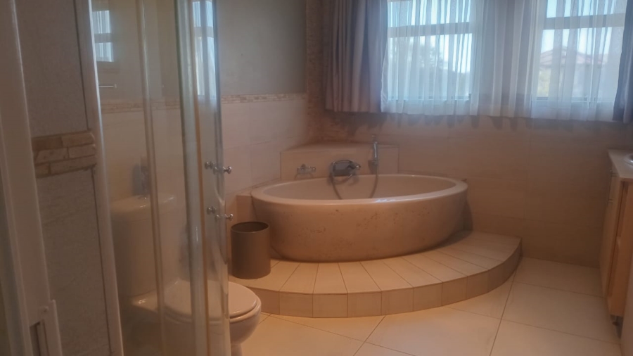 To Let 3 Bedroom Property for Rent in Glen Marais Gauteng