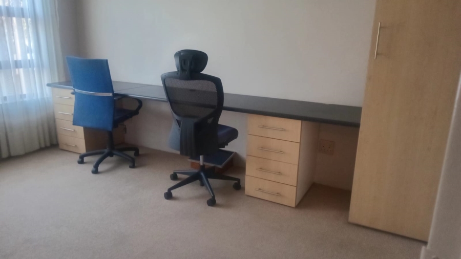 To Let 3 Bedroom Property for Rent in Glen Marais Gauteng