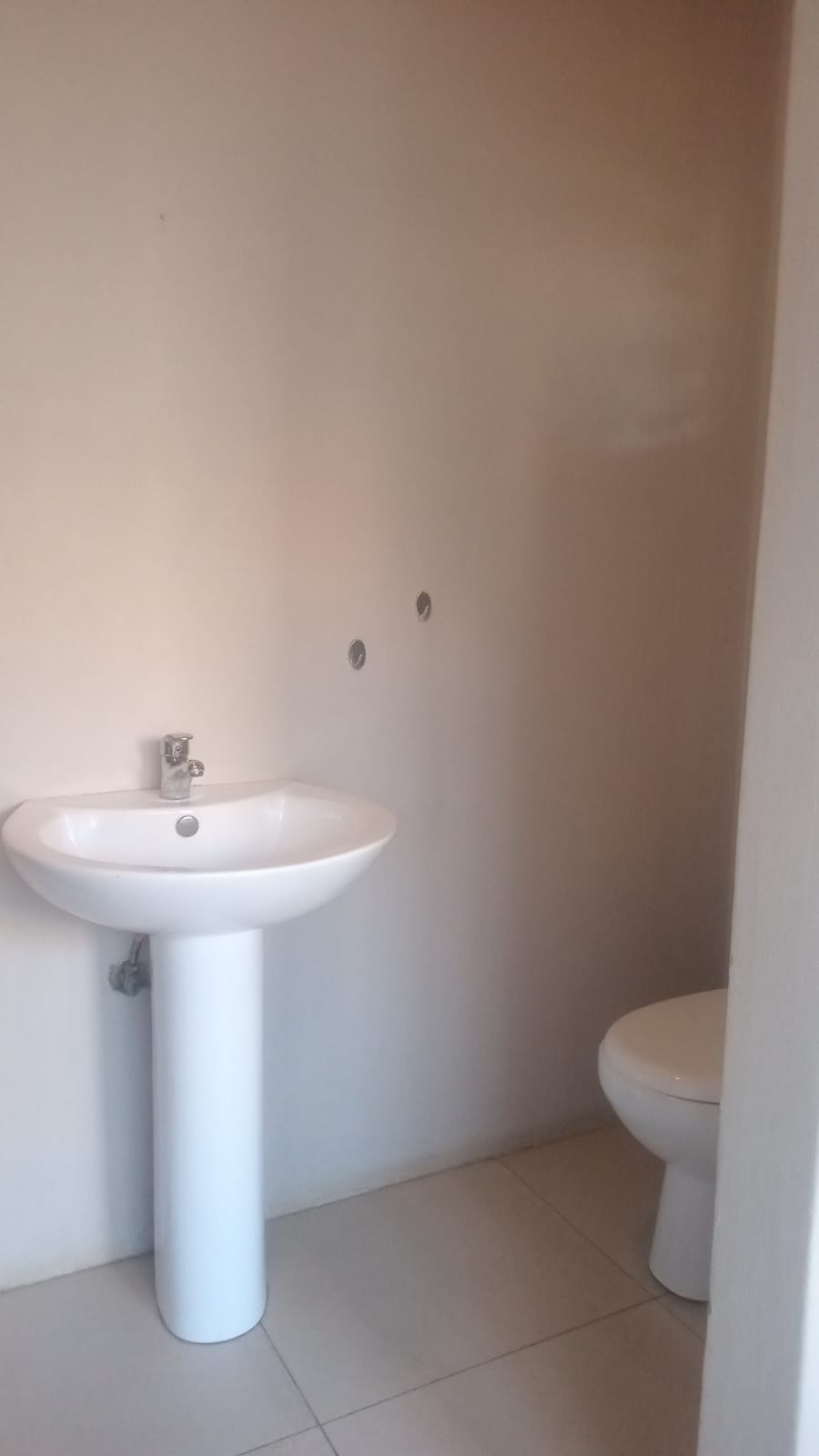 To Let 3 Bedroom Property for Rent in Glen Marais Gauteng