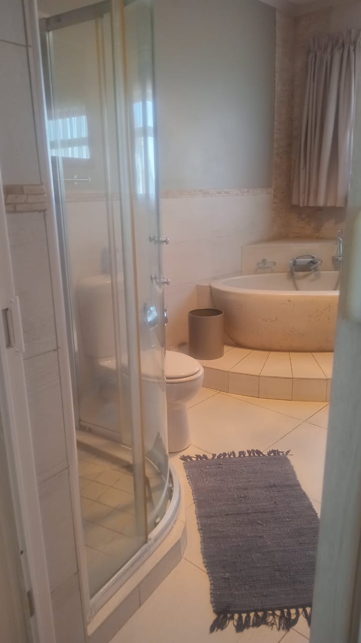 To Let 3 Bedroom Property for Rent in Glen Marais Gauteng