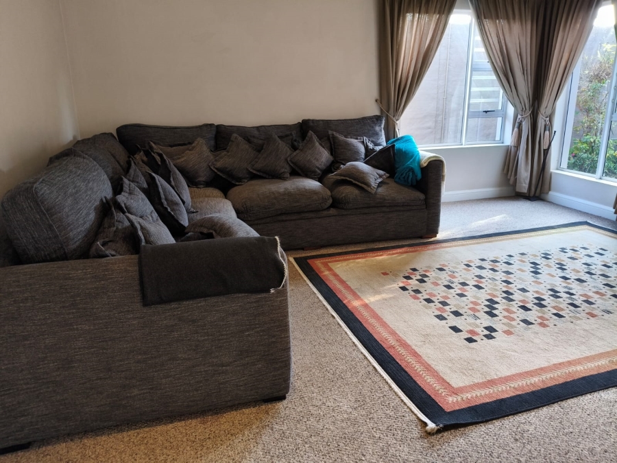 To Let 2 Bedroom Property for Rent in Bryanston Gauteng