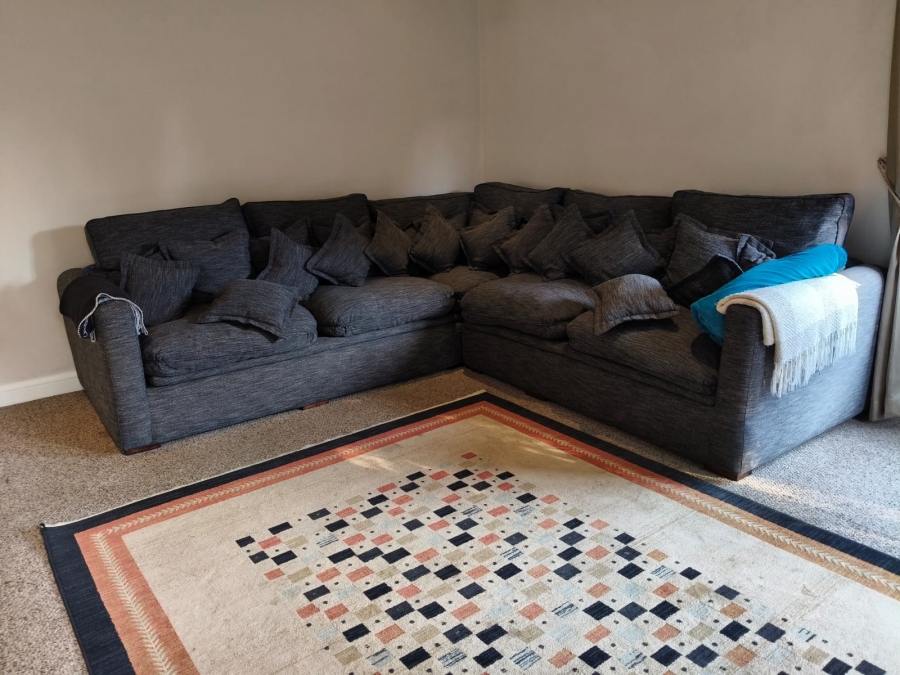 To Let 2 Bedroom Property for Rent in Bryanston Gauteng