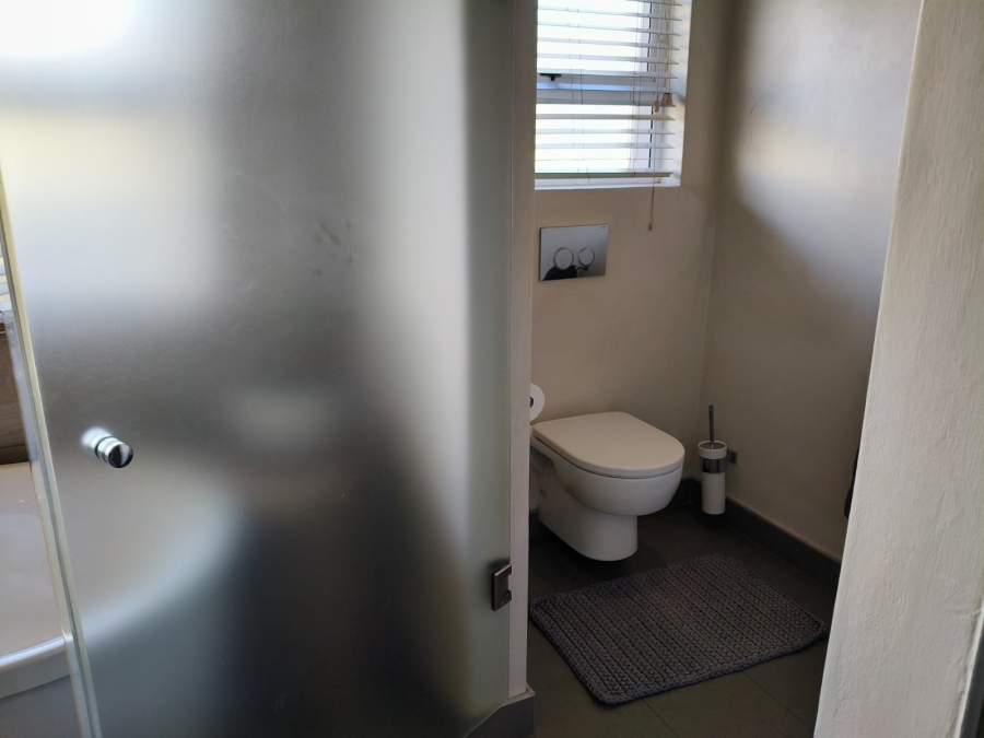 To Let 2 Bedroom Property for Rent in Bryanston Gauteng