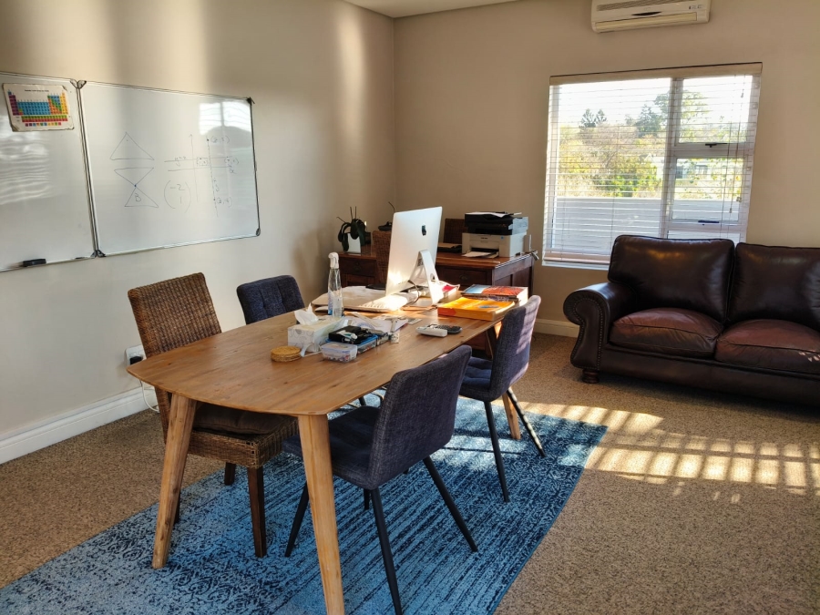 To Let 2 Bedroom Property for Rent in Bryanston Gauteng