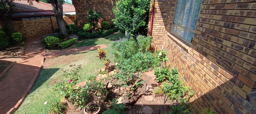 2 Bedroom Property for Sale in Amandasig Gauteng