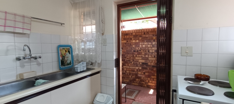 2 Bedroom Property for Sale in Amandasig Gauteng