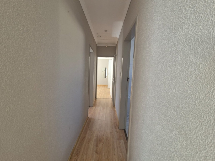 2 Bedroom Property for Sale in Eike Park Gauteng