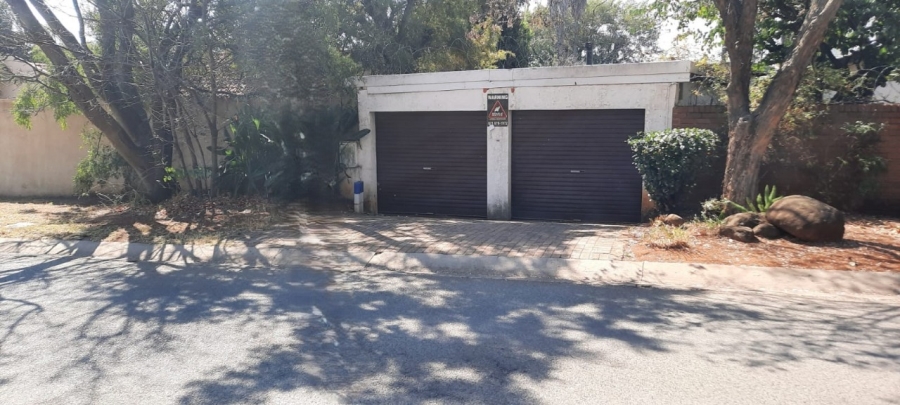 3 Bedroom Property for Sale in Weltevreden Park Gauteng