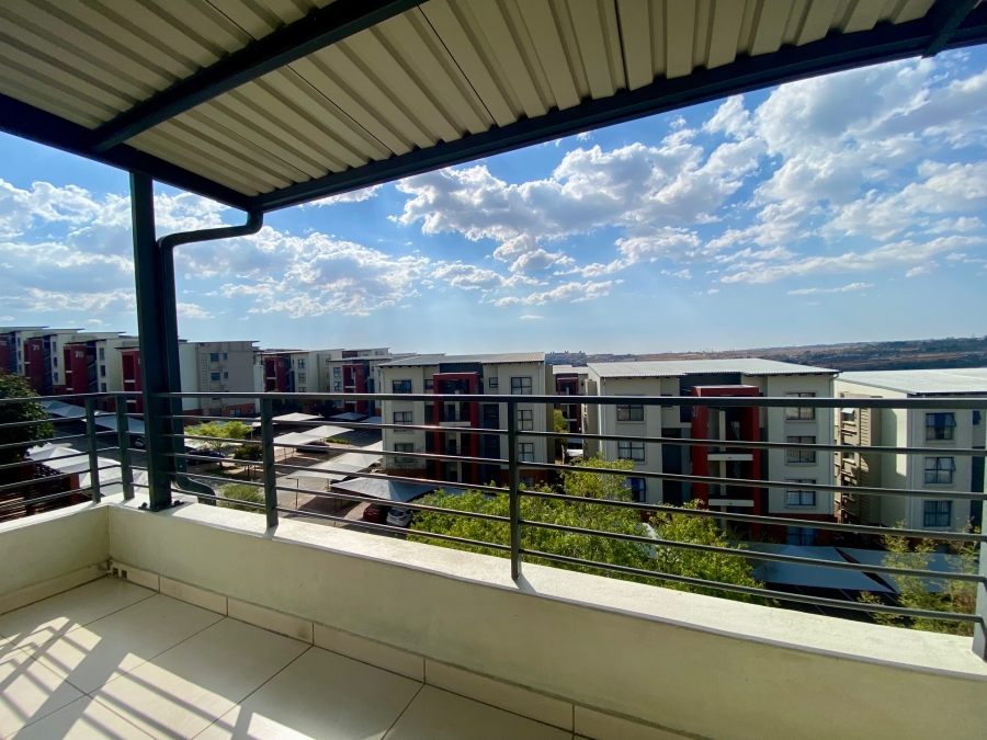 1 Bedroom Property for Sale in Fourways Gauteng