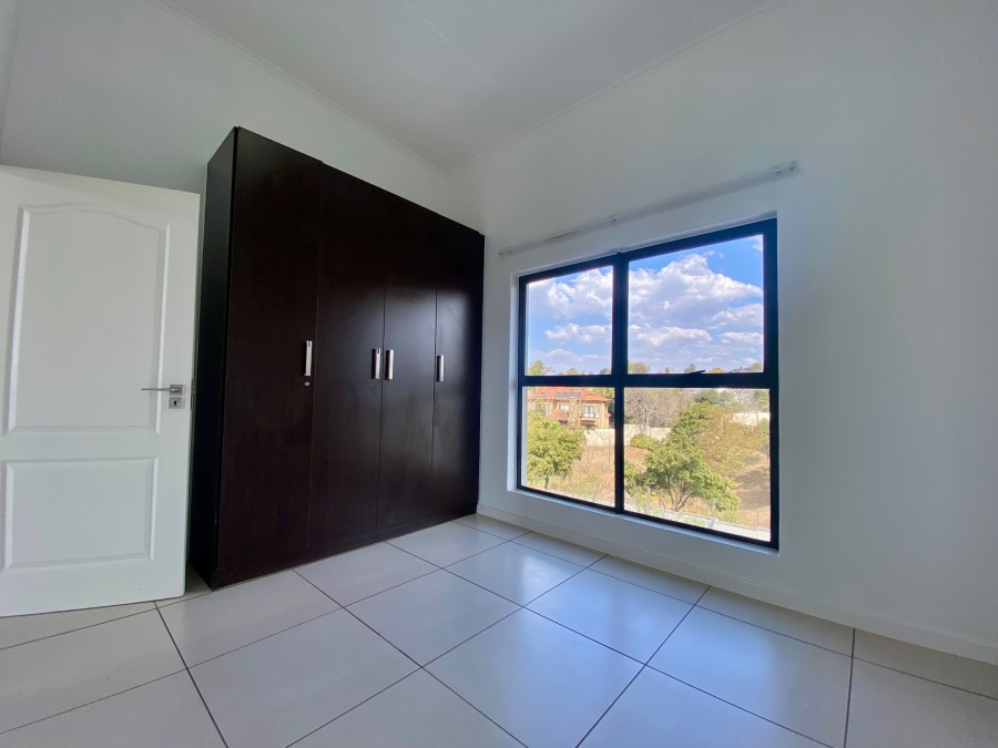 1 Bedroom Property for Sale in Fourways Gauteng