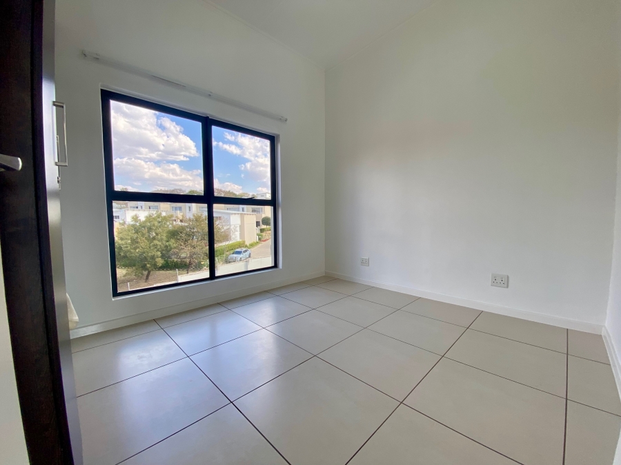 1 Bedroom Property for Sale in Fourways Gauteng