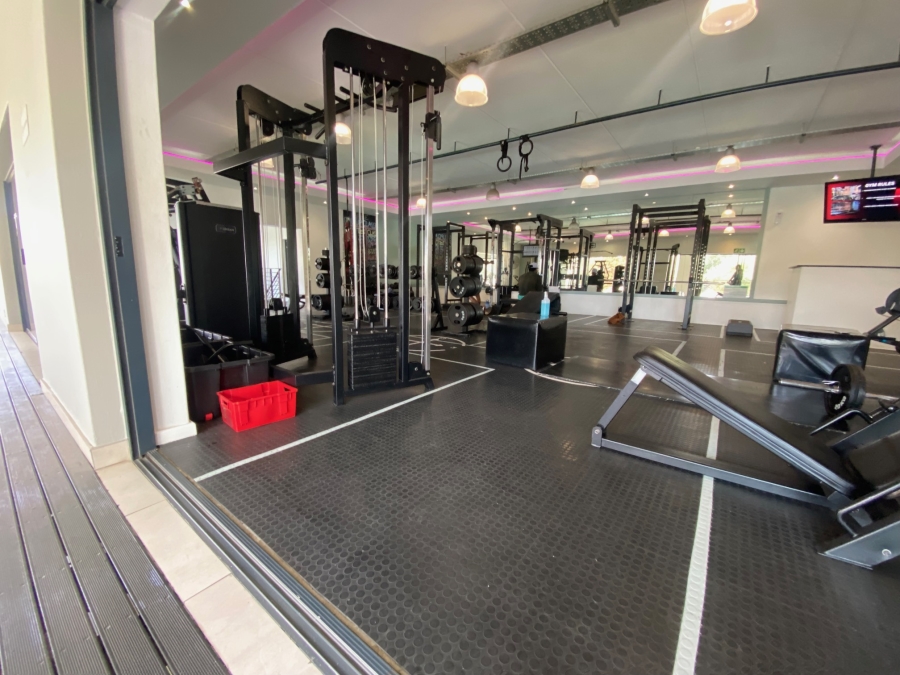 1 Bedroom Property for Sale in Fourways Gauteng