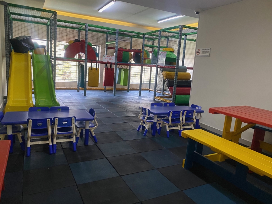 1 Bedroom Property for Sale in Fourways Gauteng