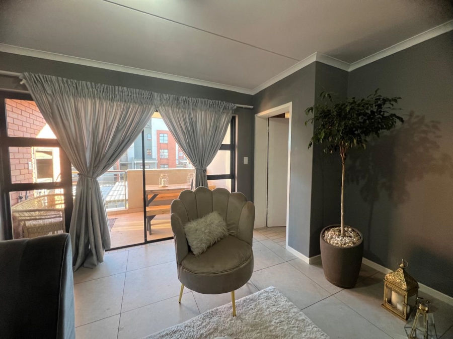 2 Bedroom Property for Sale in Glen Marais Gauteng